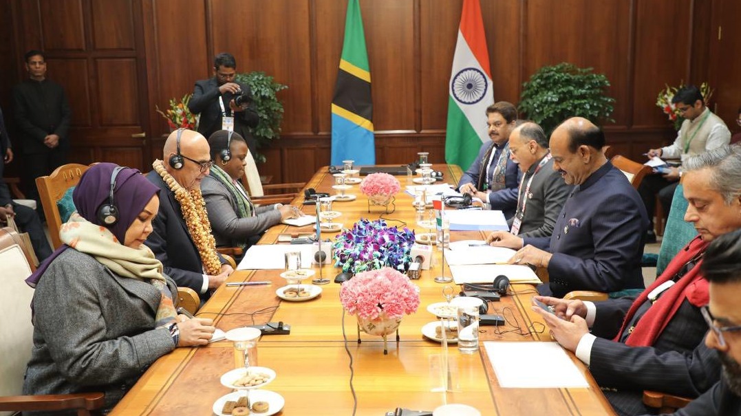 SPIKA ZUNGU AKUTANA NA SPIKA WA BUNGE LA INDIA, WAHIMIZA USHIRIKIANO WA KIBUNGE NA TEKNOLOJIA