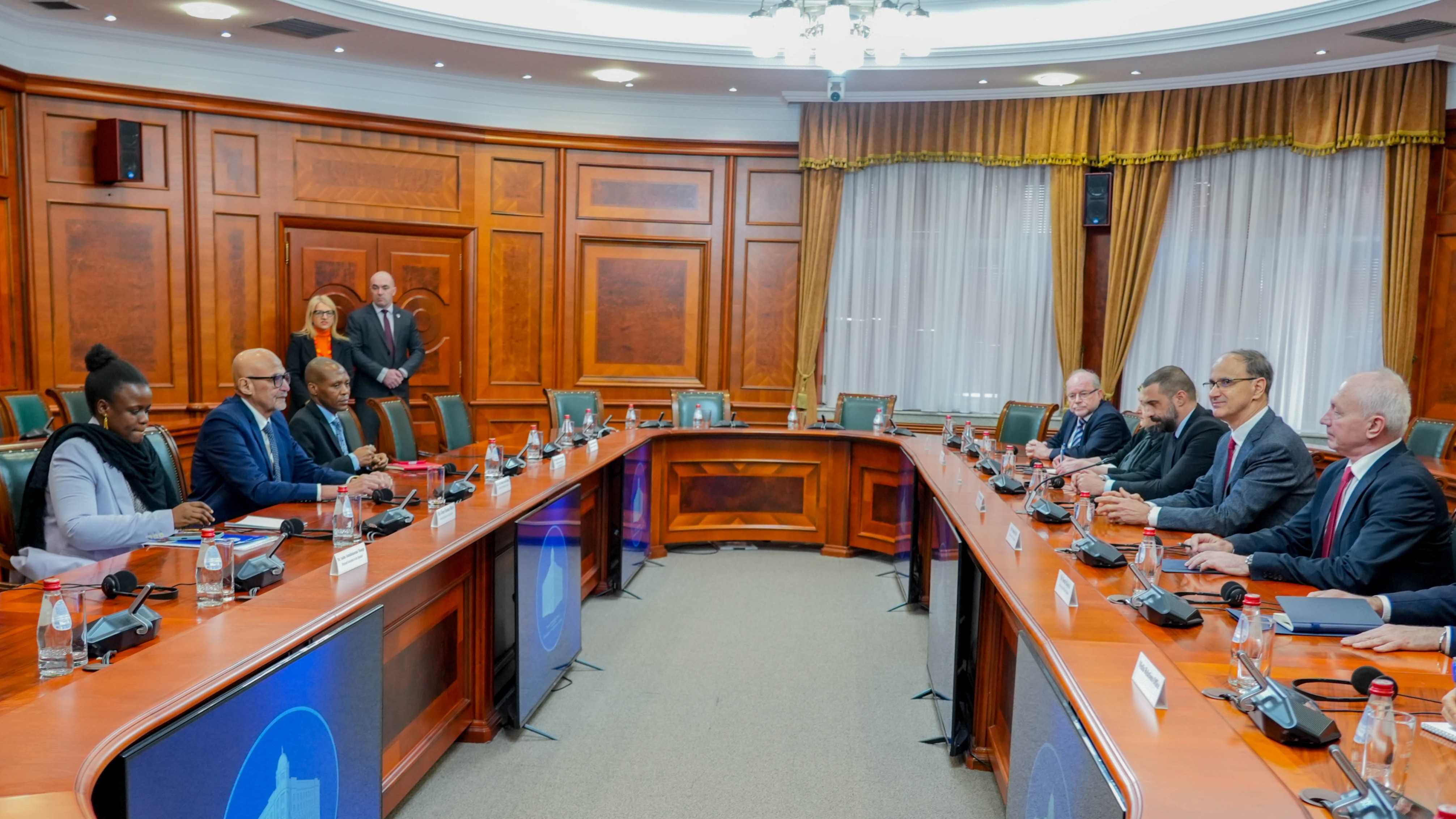 SPIKA MUSSA ZUNGU AKUTANA NA W...