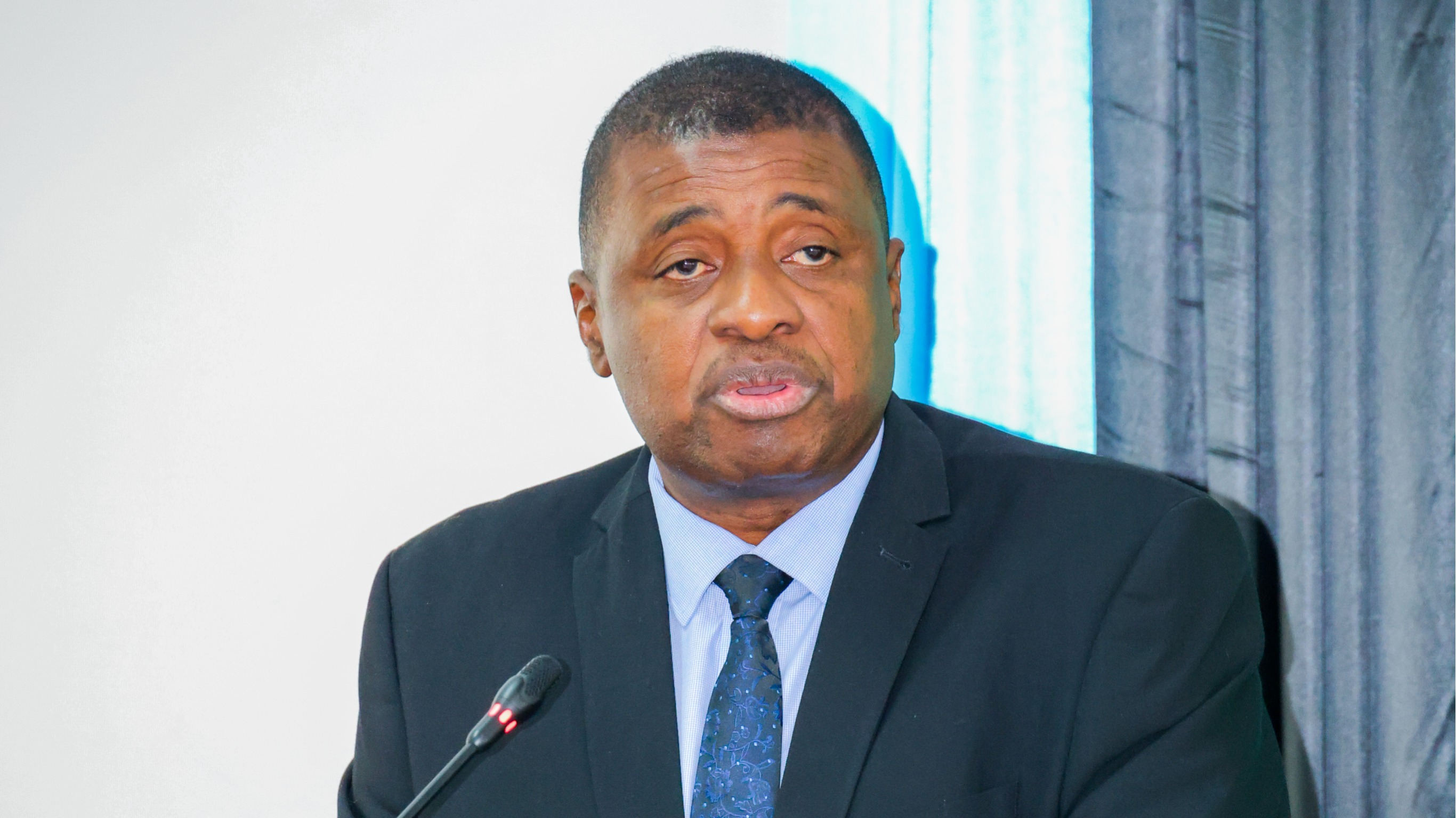 WENYEVITI WA KAMATI ZA BUNGE W...